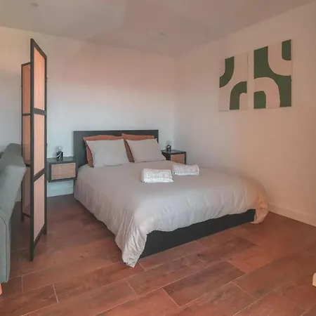 شقة Charming In 30m² + Terrace *